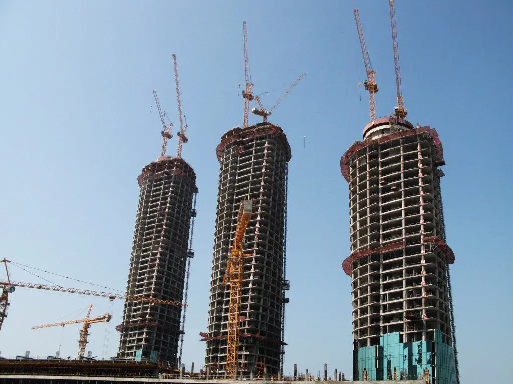 Tiloom - Edificación y Obra Civil - Edificio en Construcción scaled