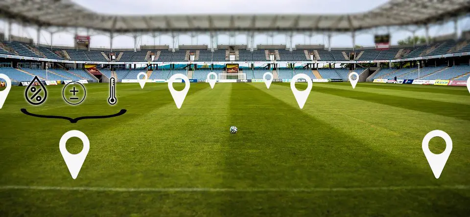 Tiloom - Burmeter LoraWan - Natural turf monitoring - TURFGUARD corta blur 1